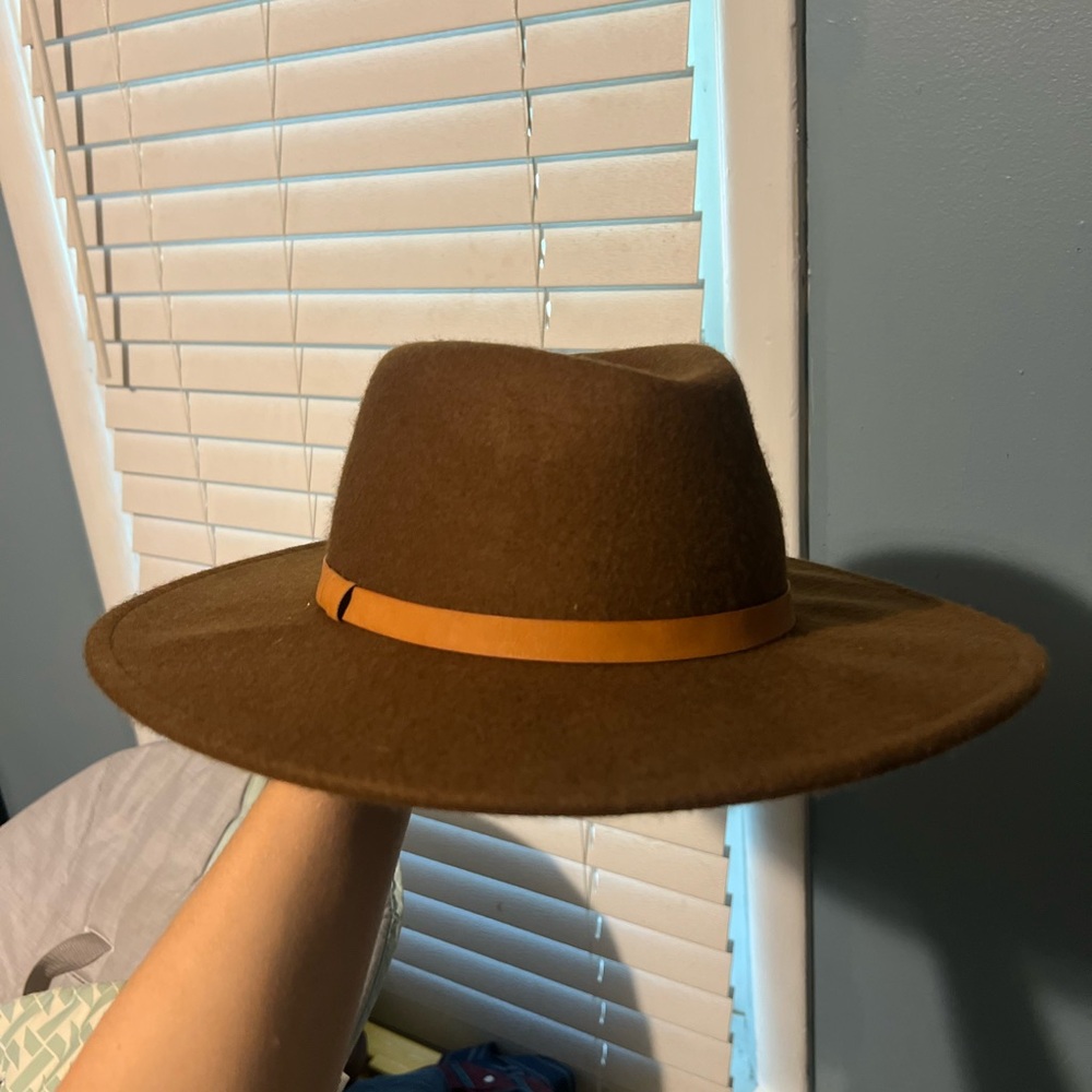 Brown Wide Brim Hat with Tan Band